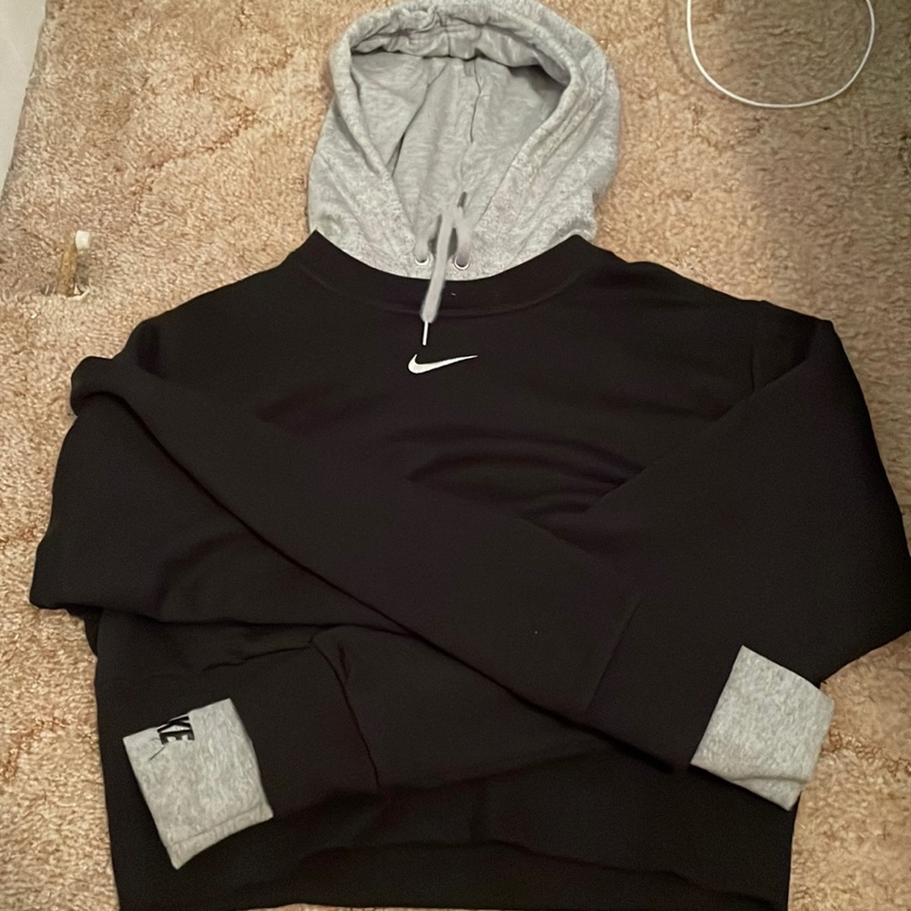 NWOT nike hoodie